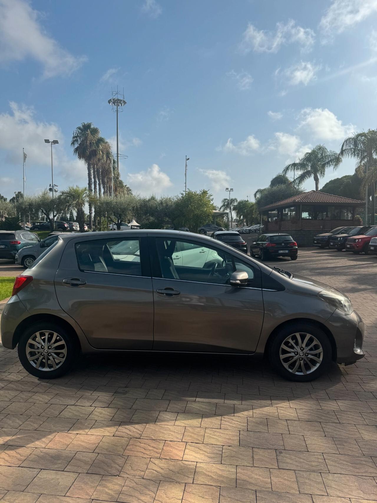 Toyota Yaris 1.4 D-4D 5 porte Lounge