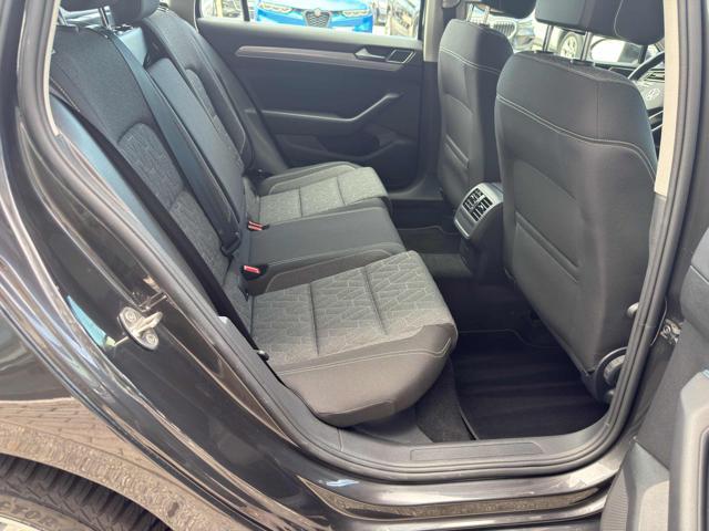 VOLKSWAGEN Passat Variant 2.0 TDI SCR 122 CV EVO DSG Business