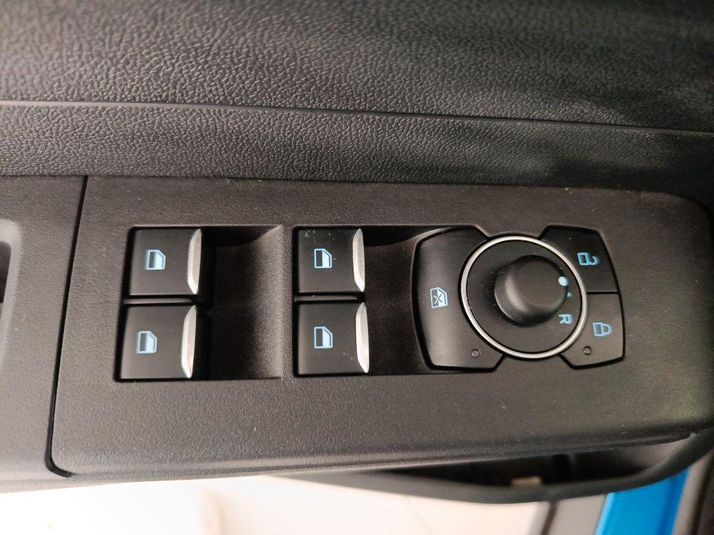 FORD Tourneo Courier 2ªs - Tourneo Courier 1.0 EcoBoost Titanium