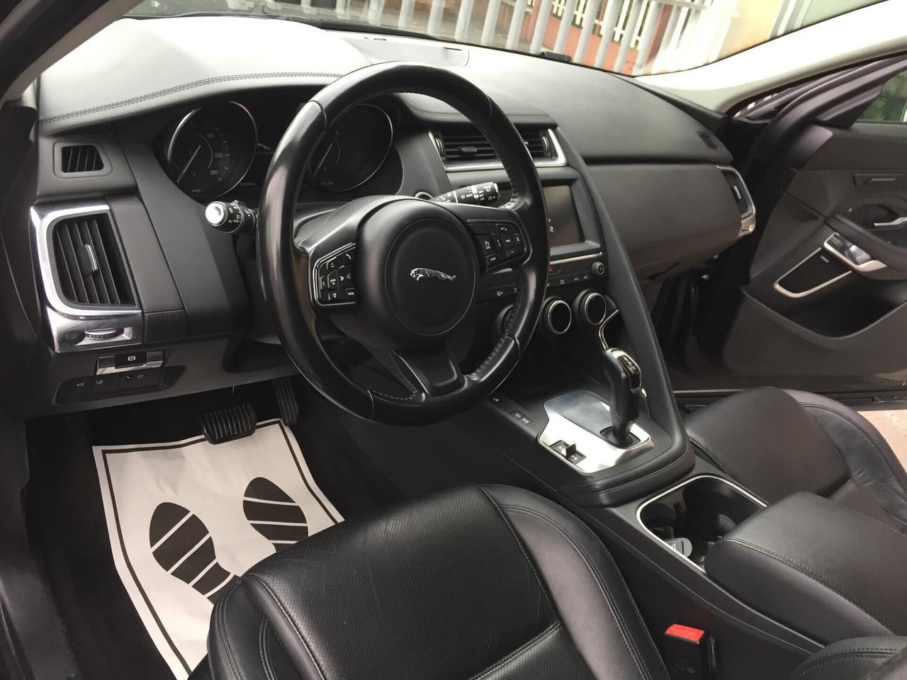 Jaguar E-Pace 2.0D 180 CV AWD aut. First Edition