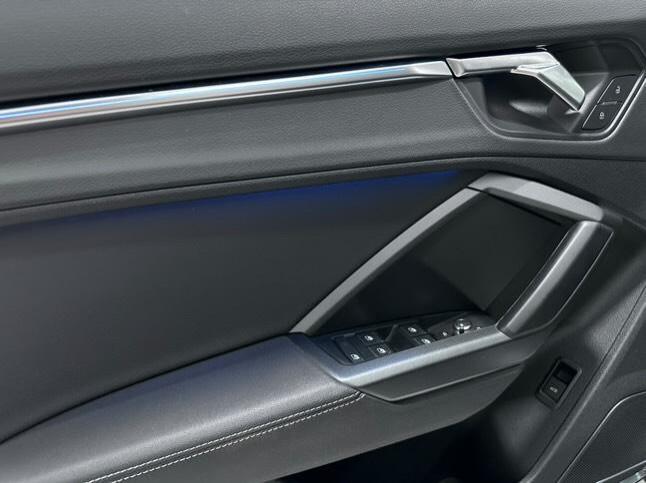 Audi Q3 40 TFSI quattro S tronic line edition