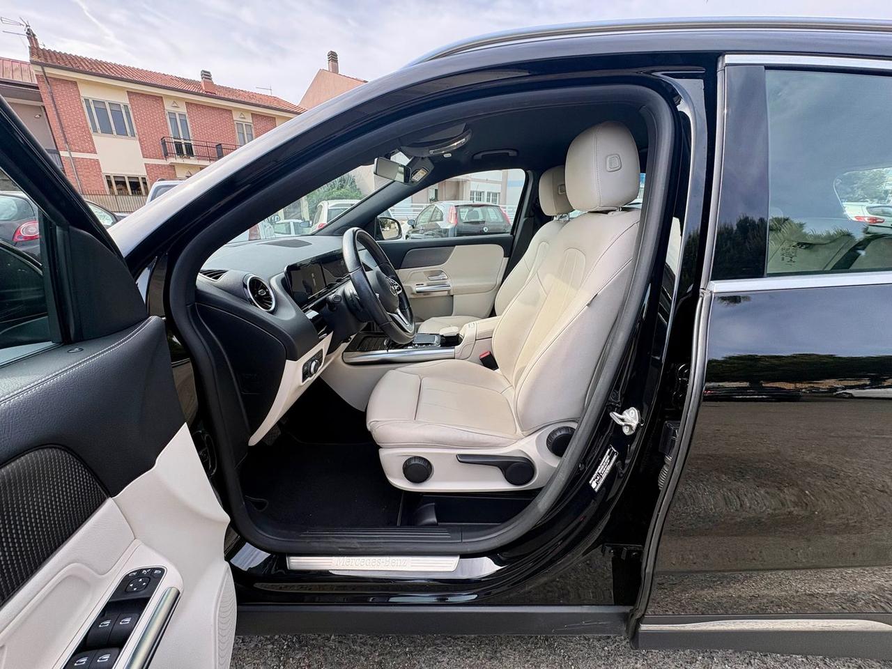 Mercedes-Benz GLA 180 Advanced Plus #10643