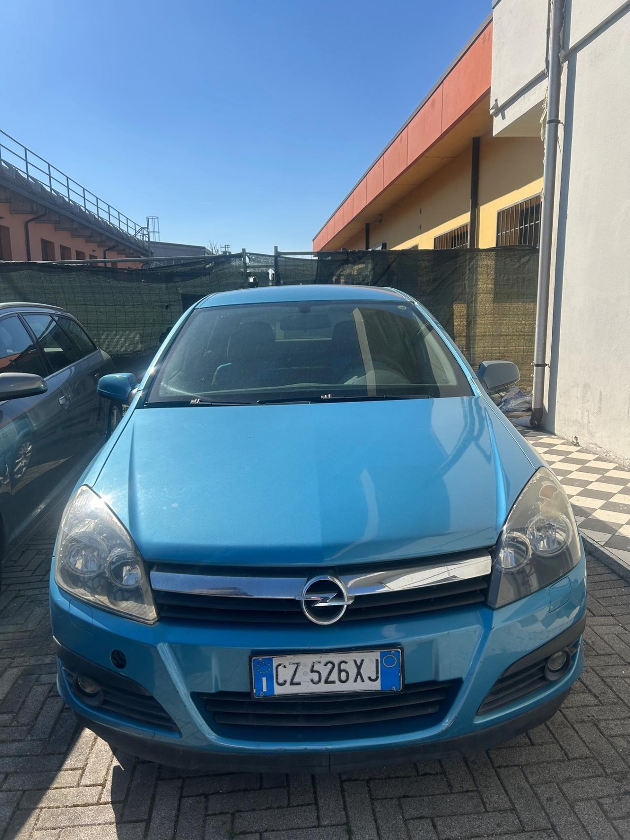 Opel Astra 1.7 CDTI 101CV 5 porte Cosmo