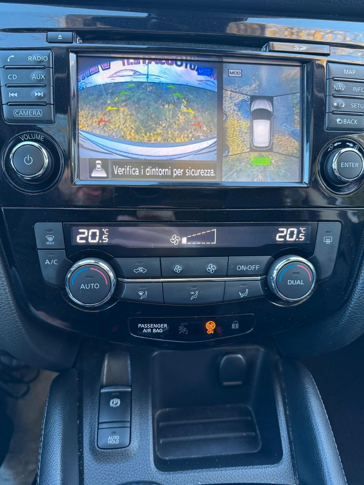 Nissan Qashqai 1.5 dCi N-Connecta