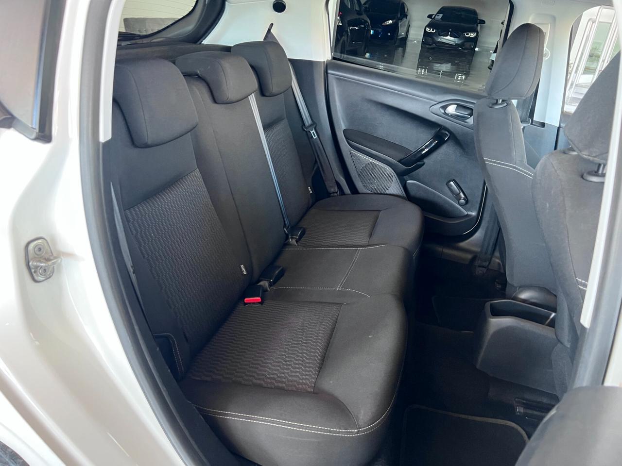 Peugeot 208 PureTech 82 5 porte Access