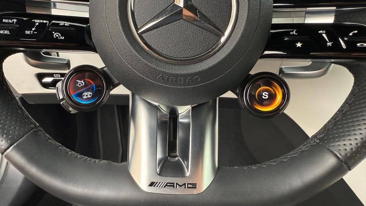 MERCEDES SL 63 AMG 4MATIC+ 2024