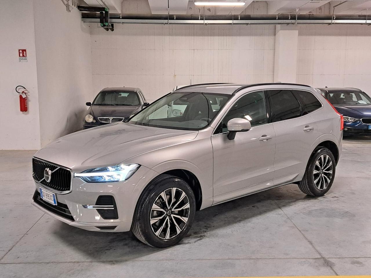 Volvo XC 60 2000 B4 (D) Mild-Hybrid Core Automatico (FWD)