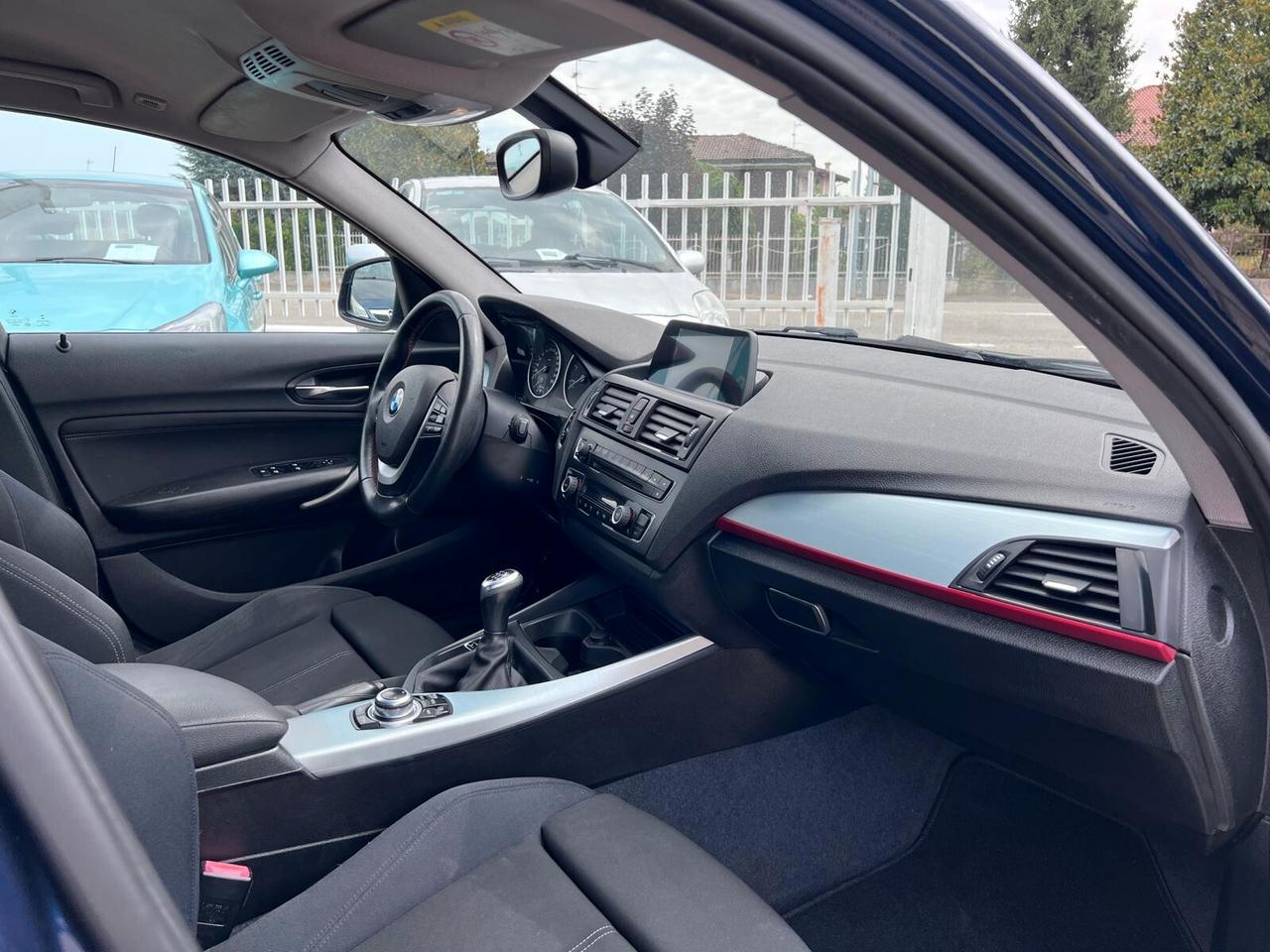 Bmw 118 118d 5p. Msport