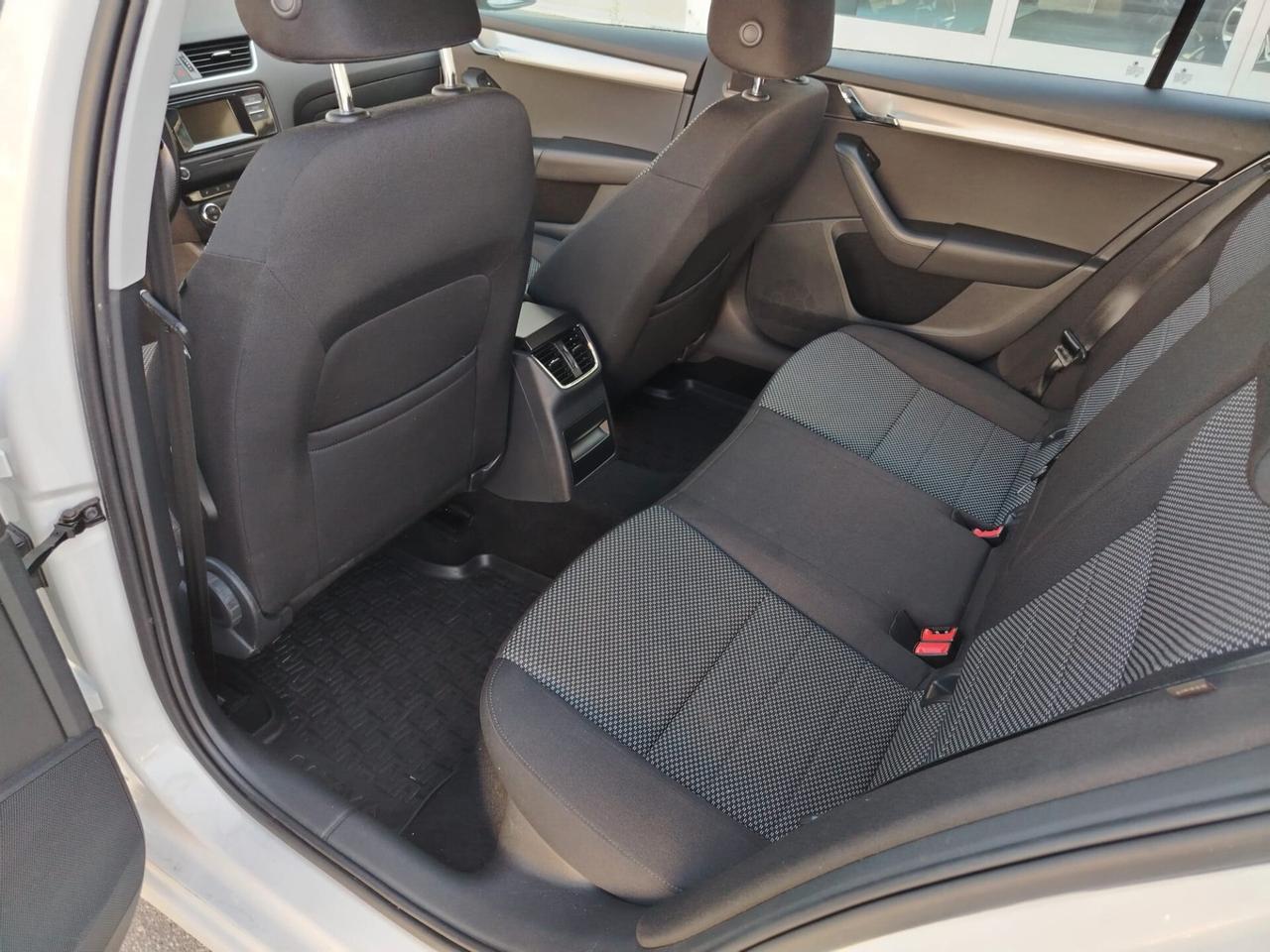 Skoda Octavia 1.4 TGI Ambition G-Tec - GANCIO TRAINO
