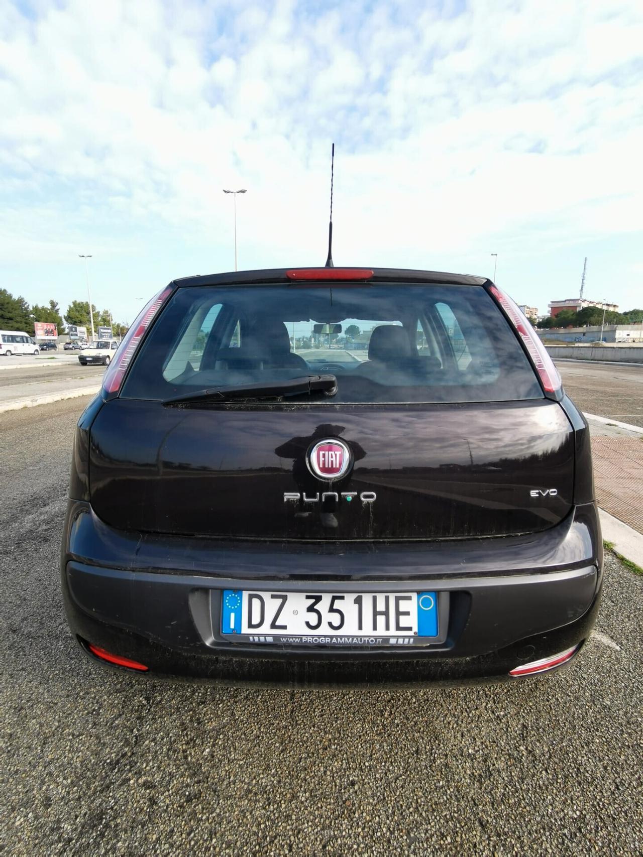 Fiat Punto Evo 1.4 5P. Dynamic Natural Power