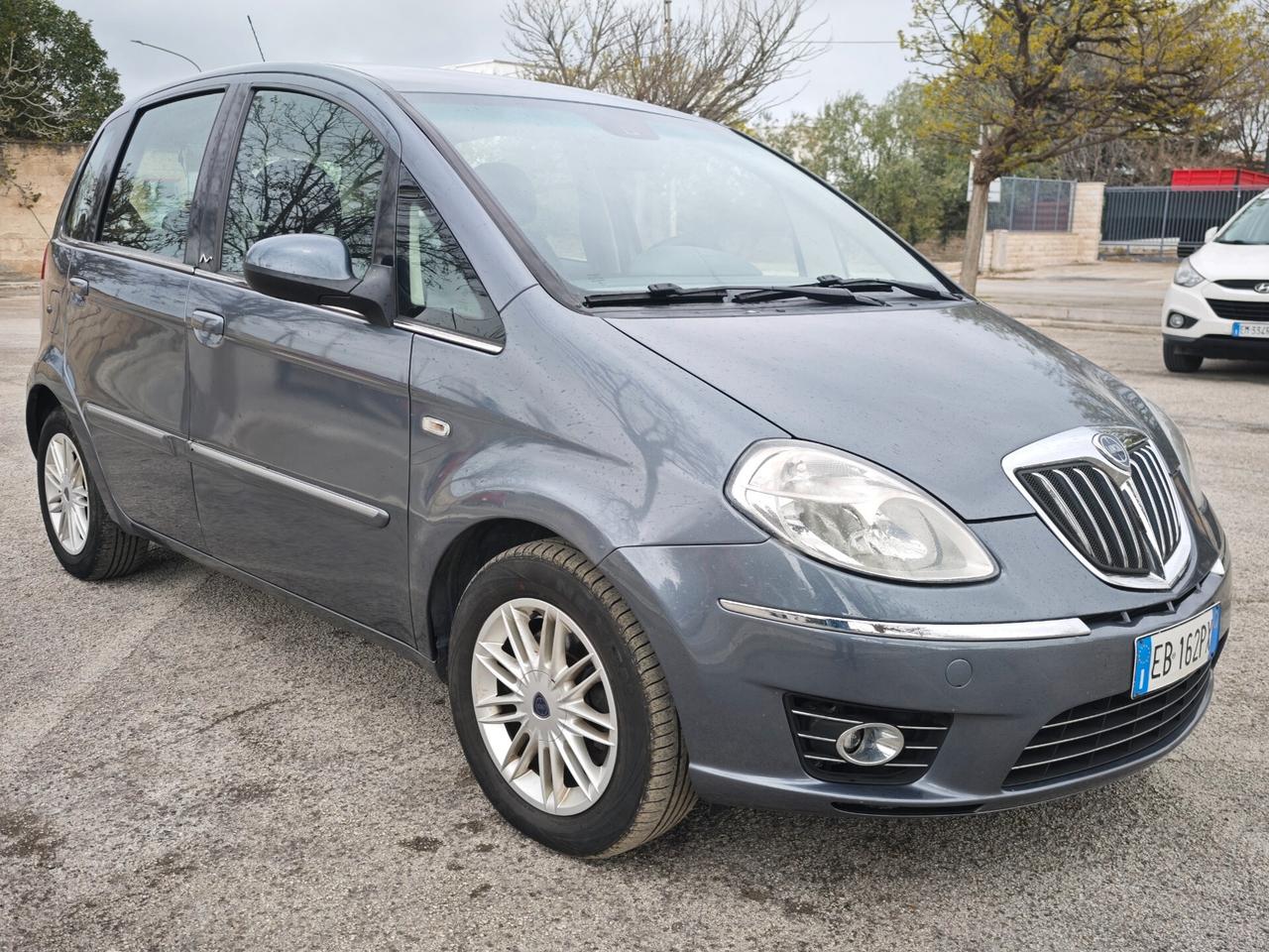 Lancia MUSA 1.6 Multijet Poltrona Frau