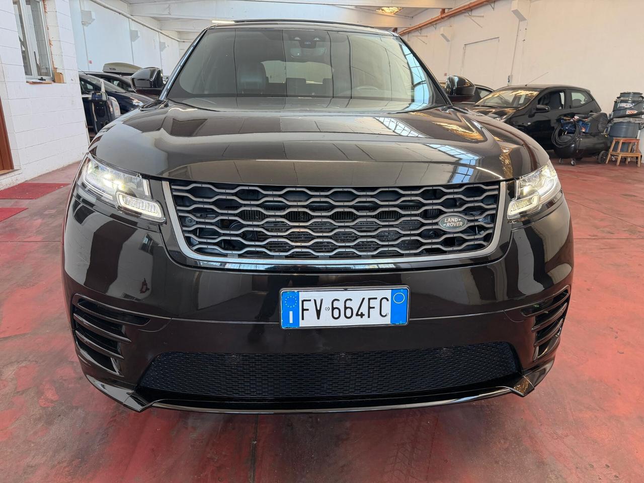 Land Rover Range Velar 2.0D I4 240 CV R-Dynamic HSE