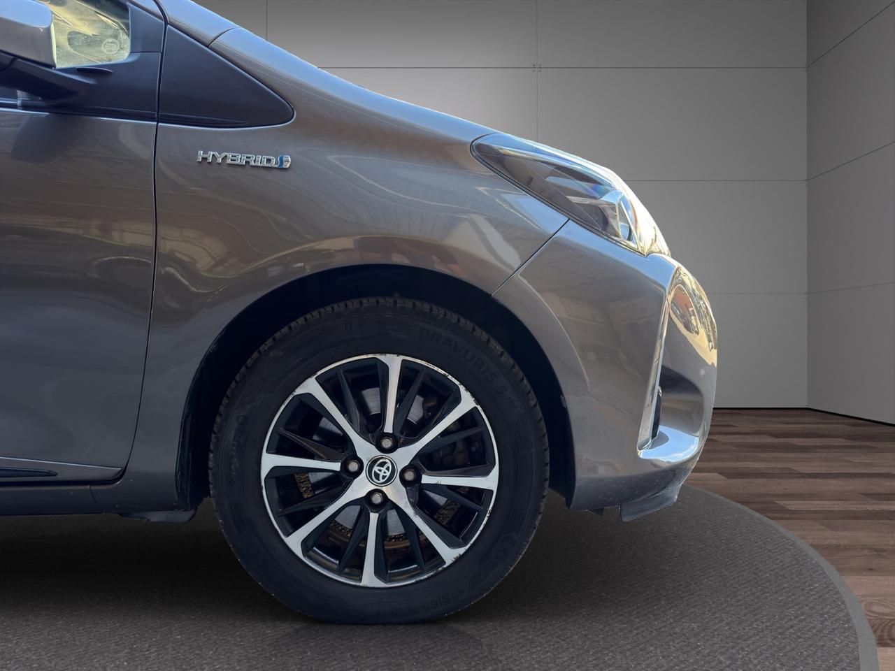 Toyota Yaris 5 Porte Yaris 5p - Unipro - Promo Finanziamento - Schermo - Cerchi in lega
