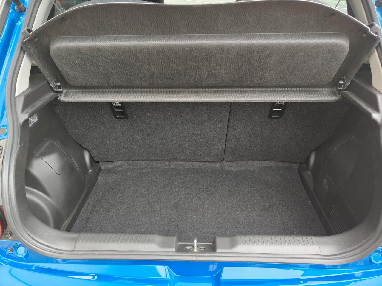 Suzuki Swift 1.2 Hybrid 4WD AllGrip Top