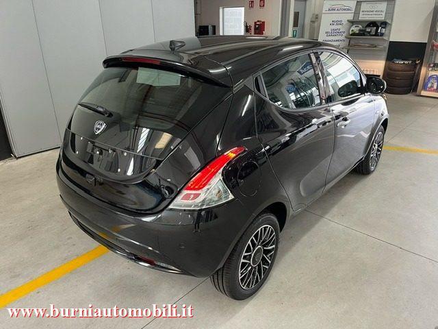 LANCIA Ypsilon 1.0 Hybrid Platino PREZZO VERO