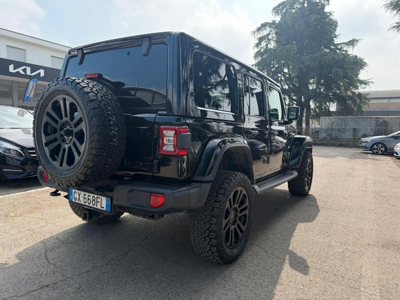 Jeep Wrangler Unlimited 2.2 Mjt II Sahara