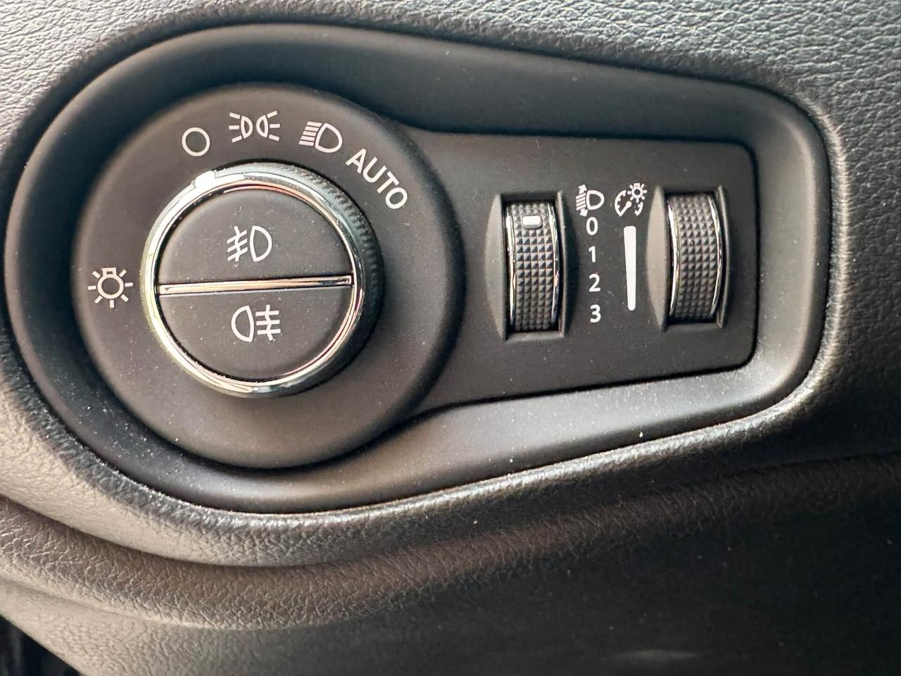 JEEP RENEGADE 1.6 MJ 130 CV. E6 LIMITED SOLO 74.000 KM