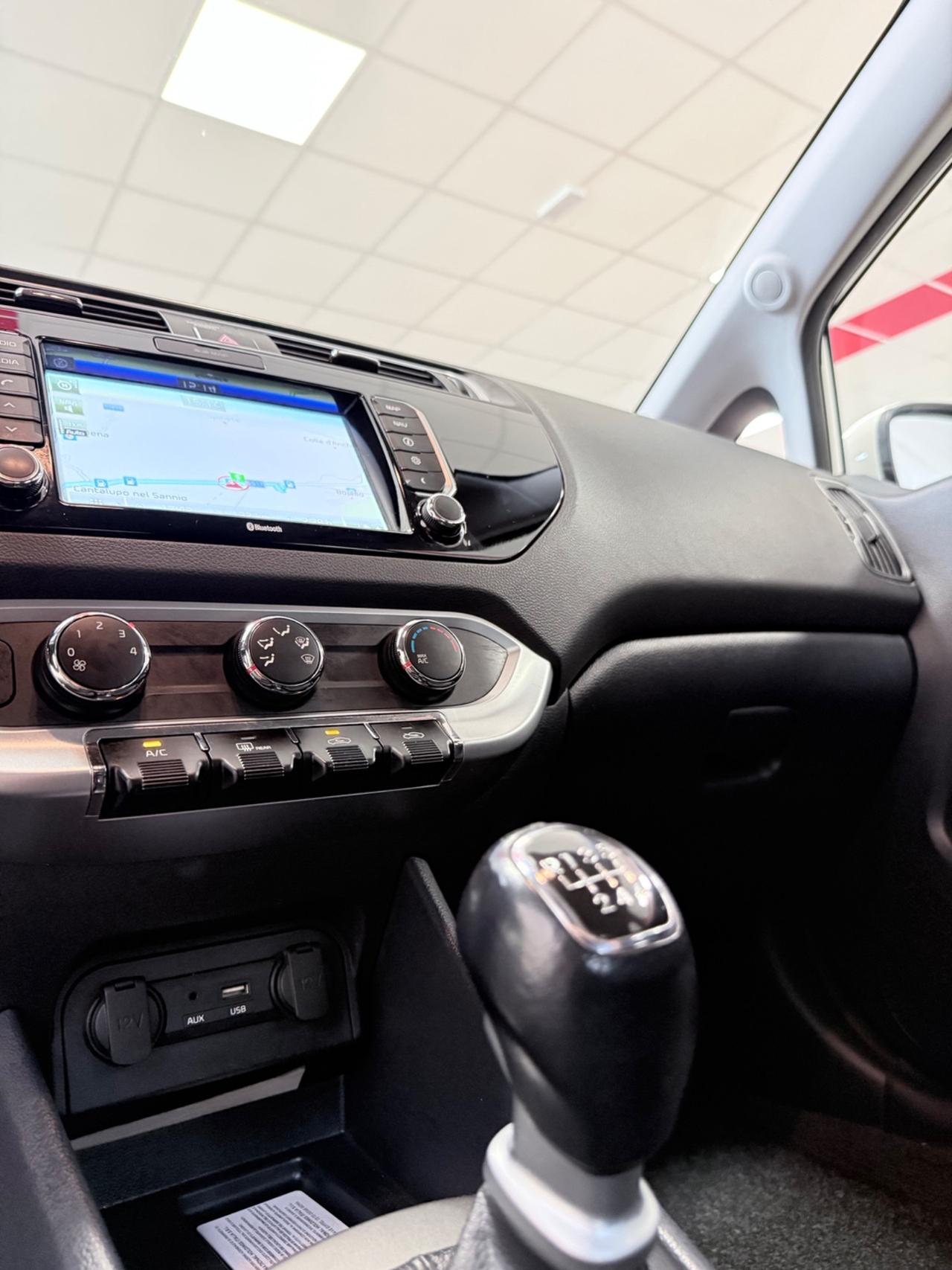 Kia Rio 1.1 CRDi 5p. Cool