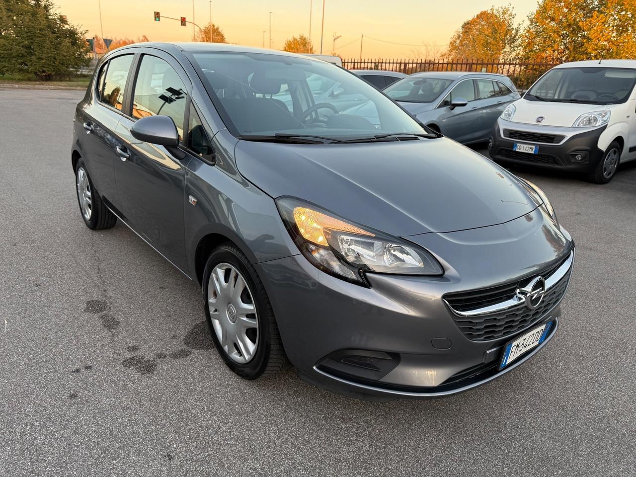 Opel Corsa 1.2 5 porte Innovation