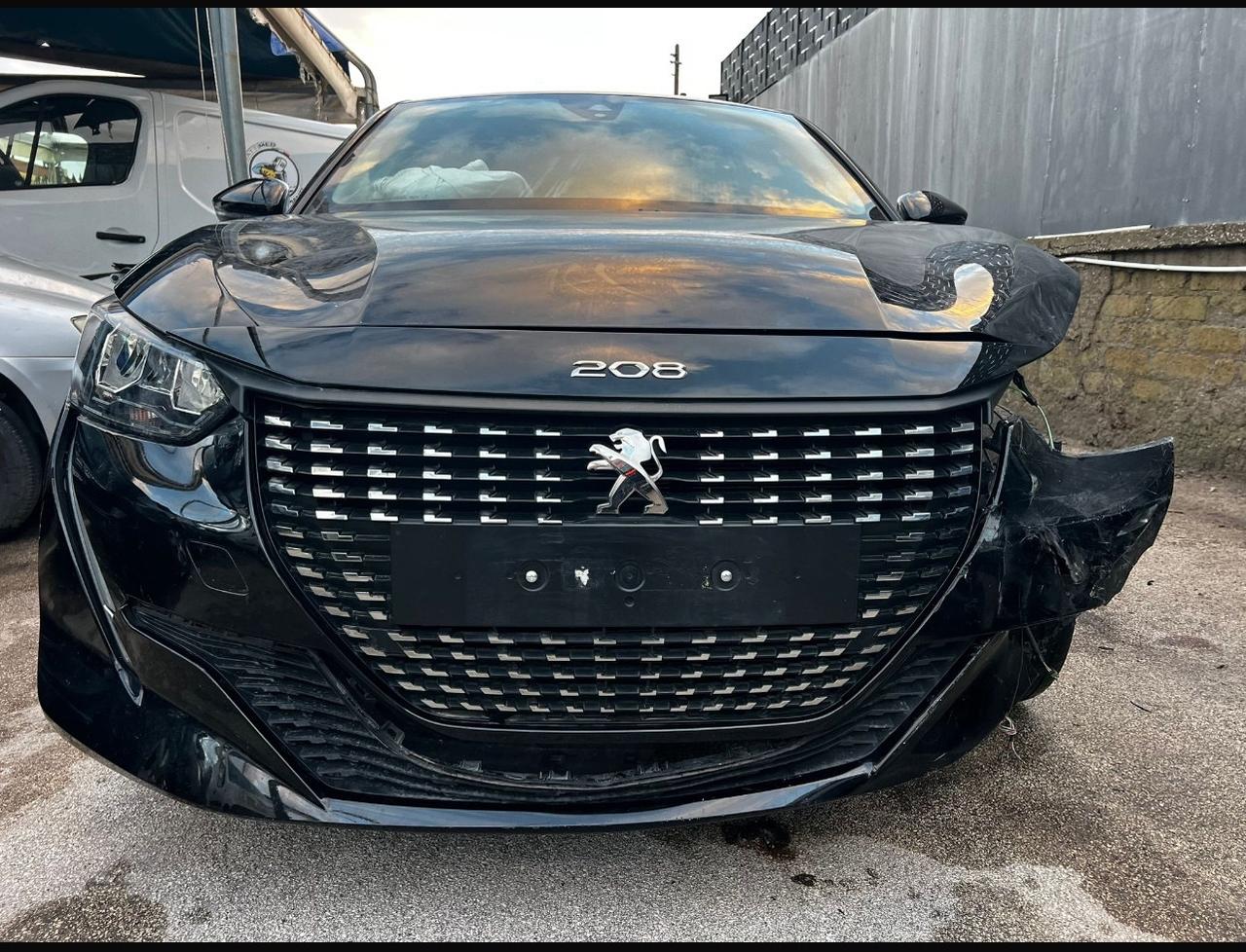 Peugeot 208 PureTech 5 porte Active INCIDENTATA MARCIANTE