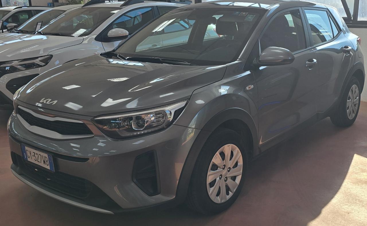 Kia Stonic 1.2 Urban DPI 80 CV (59 kW) - Il Urban Crossover Compatto e Affidabile