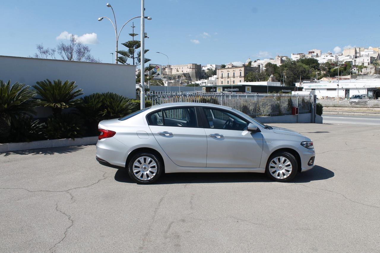 Fiat Tipo 1.4 4 porte Easy 95 cv OK NEOPATENTATI