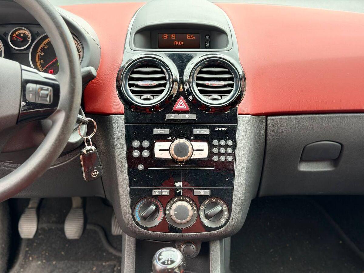 Opel Corsa 1.2 Enjoy 5p