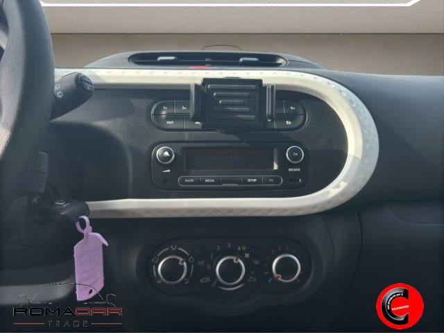 RENAULT Twingo SCe 65 CV INTENS