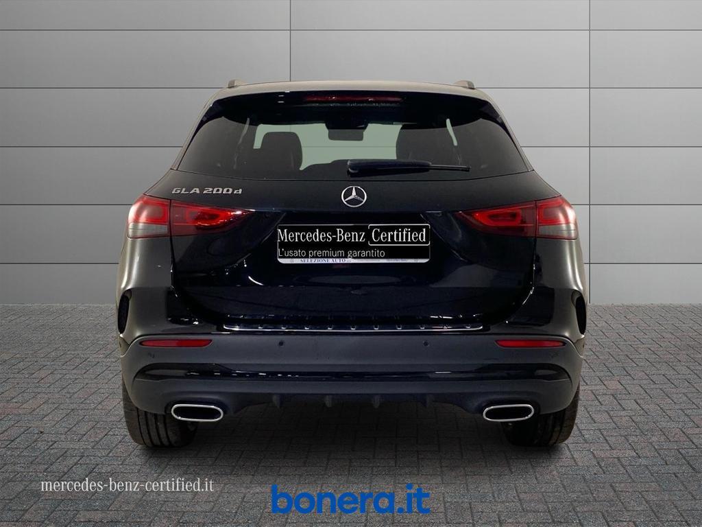 Mercedes GLA 200 200 D Premium 8G-DCT