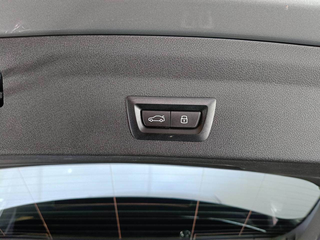 BMW Serie 1 F70 - 120 48V MSport auto