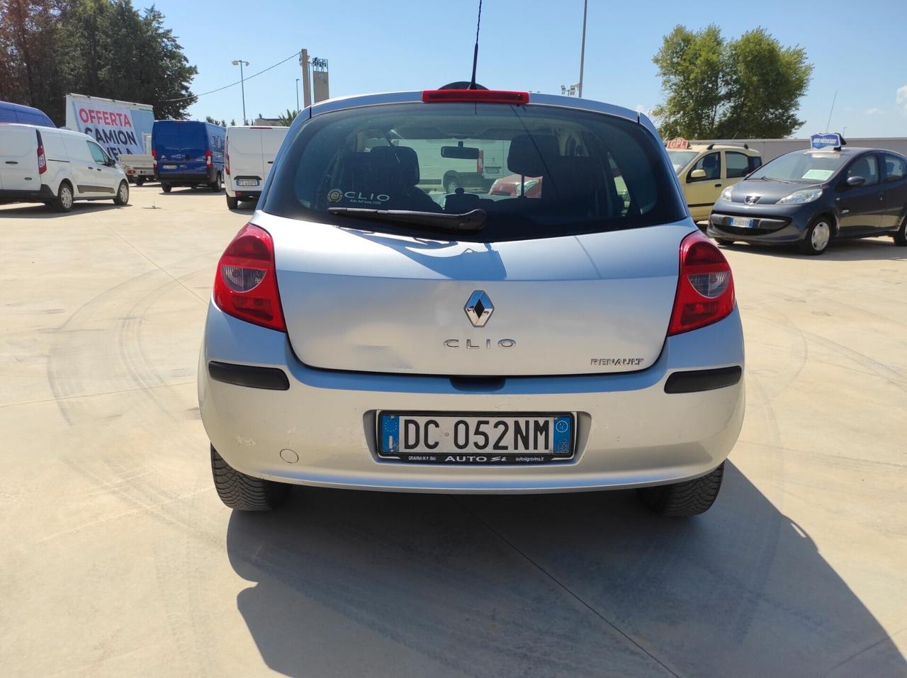 Renault Clio 1.5 dCi - 85cv NEOPATENTATI