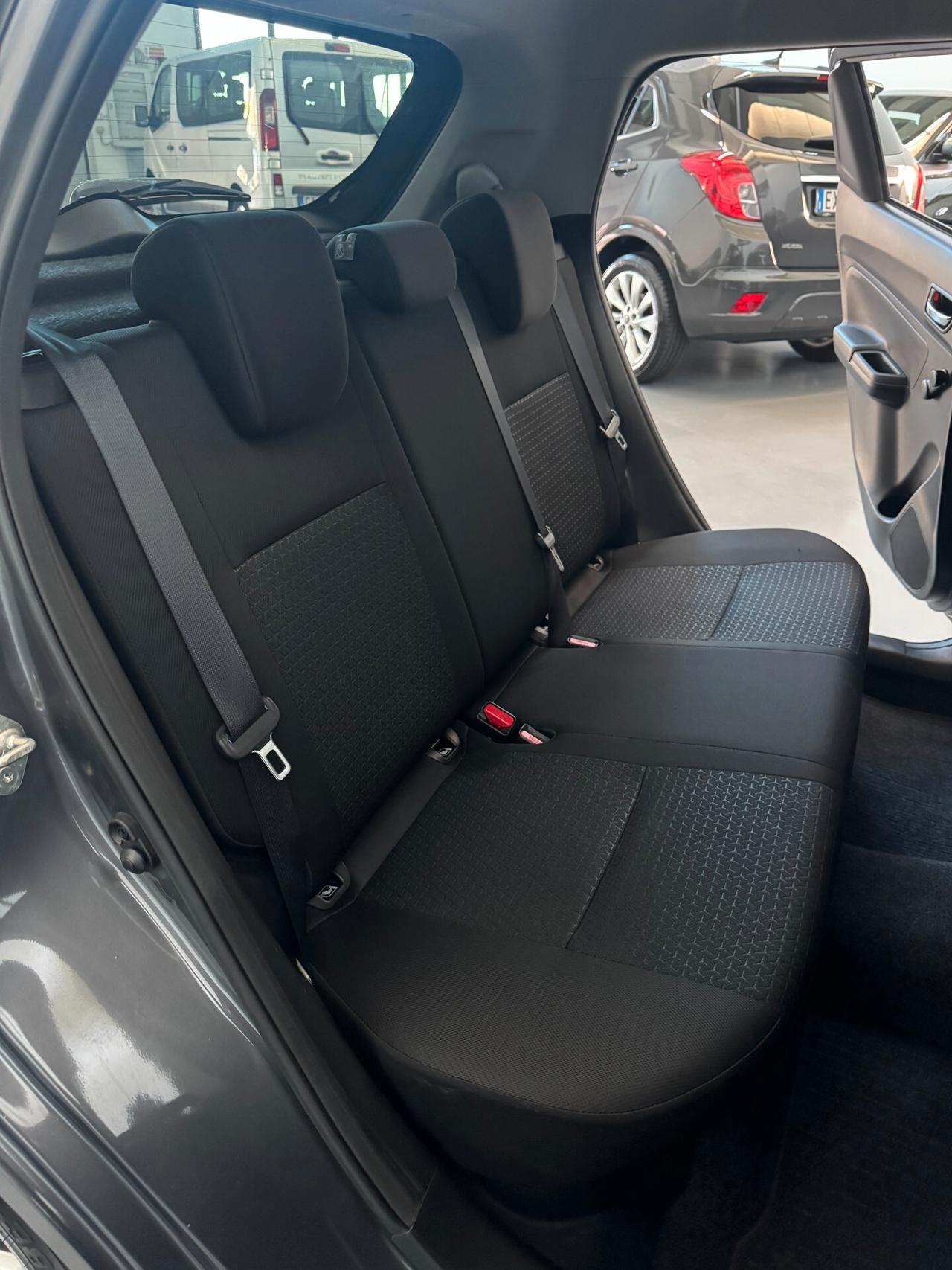 Suzuki Swift Hybrid 1.2cc 83cv Bluetooth Retrocamera OK Neopatentati