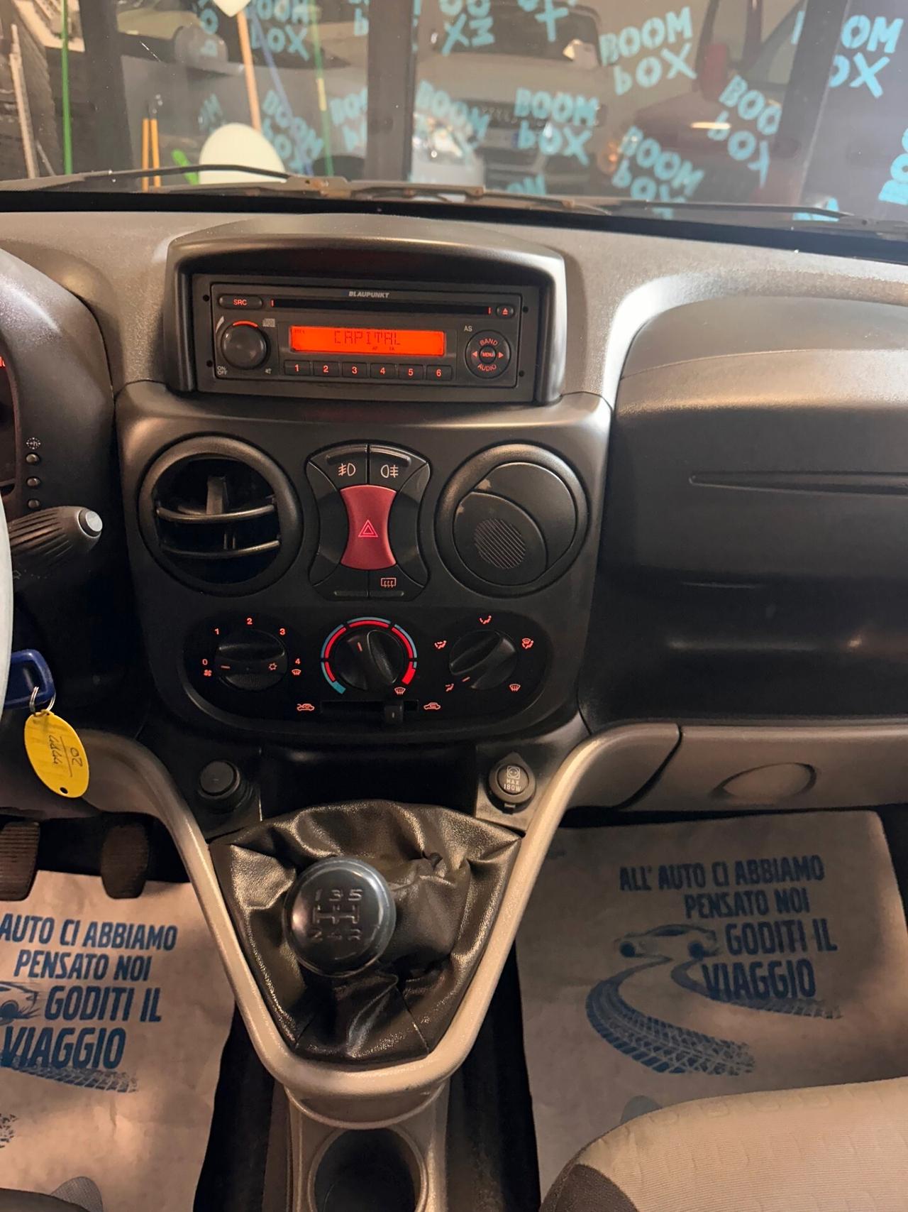 FIAT DOBLO 1.4 BENZINA 7 POSTI