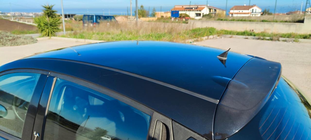 Lancia Ypsilon 1.2 69 CV 5 porte GPL Ecochic Platinum