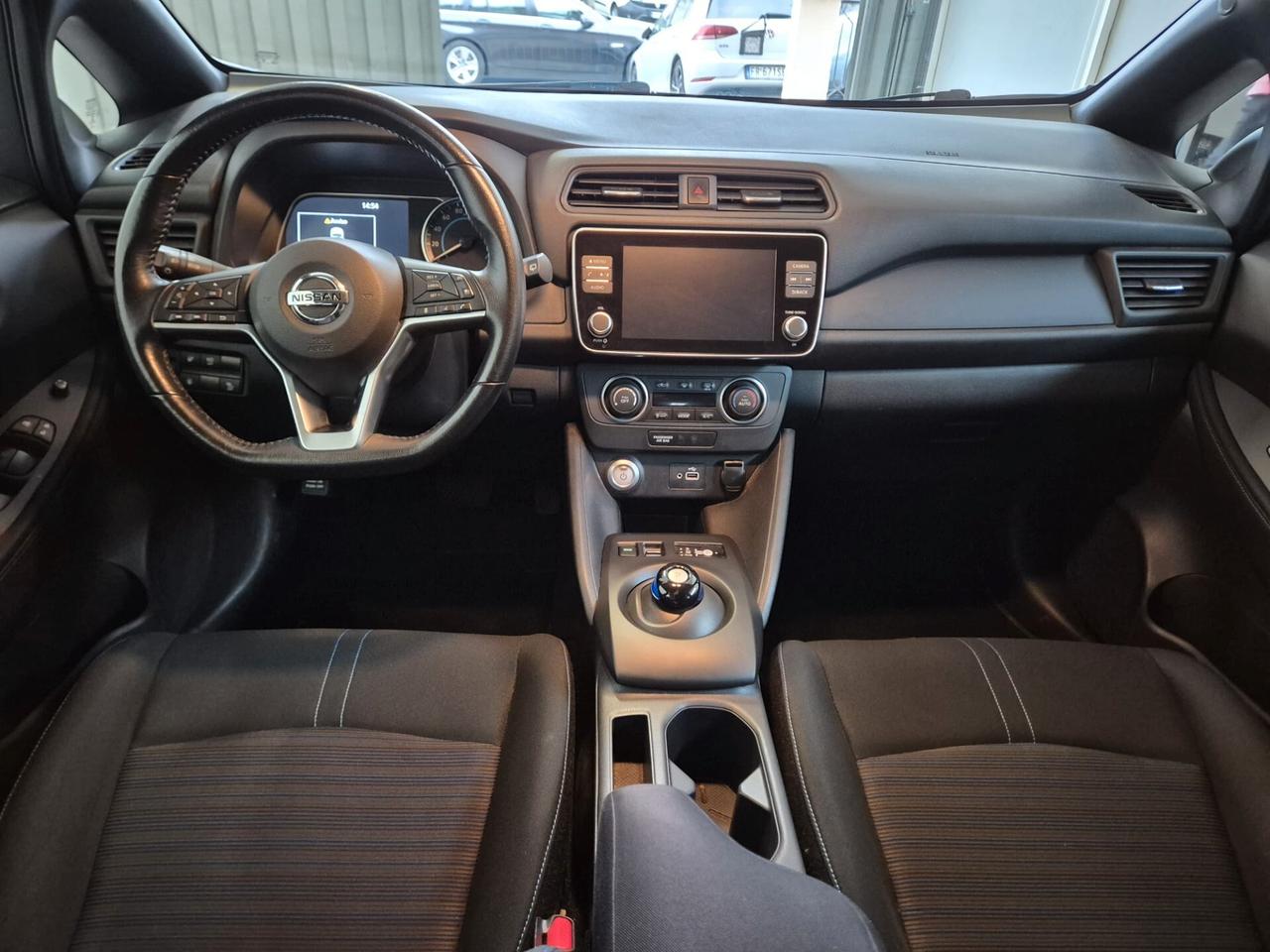 Nissan Leaf 40 kwh Solo 28.000 km