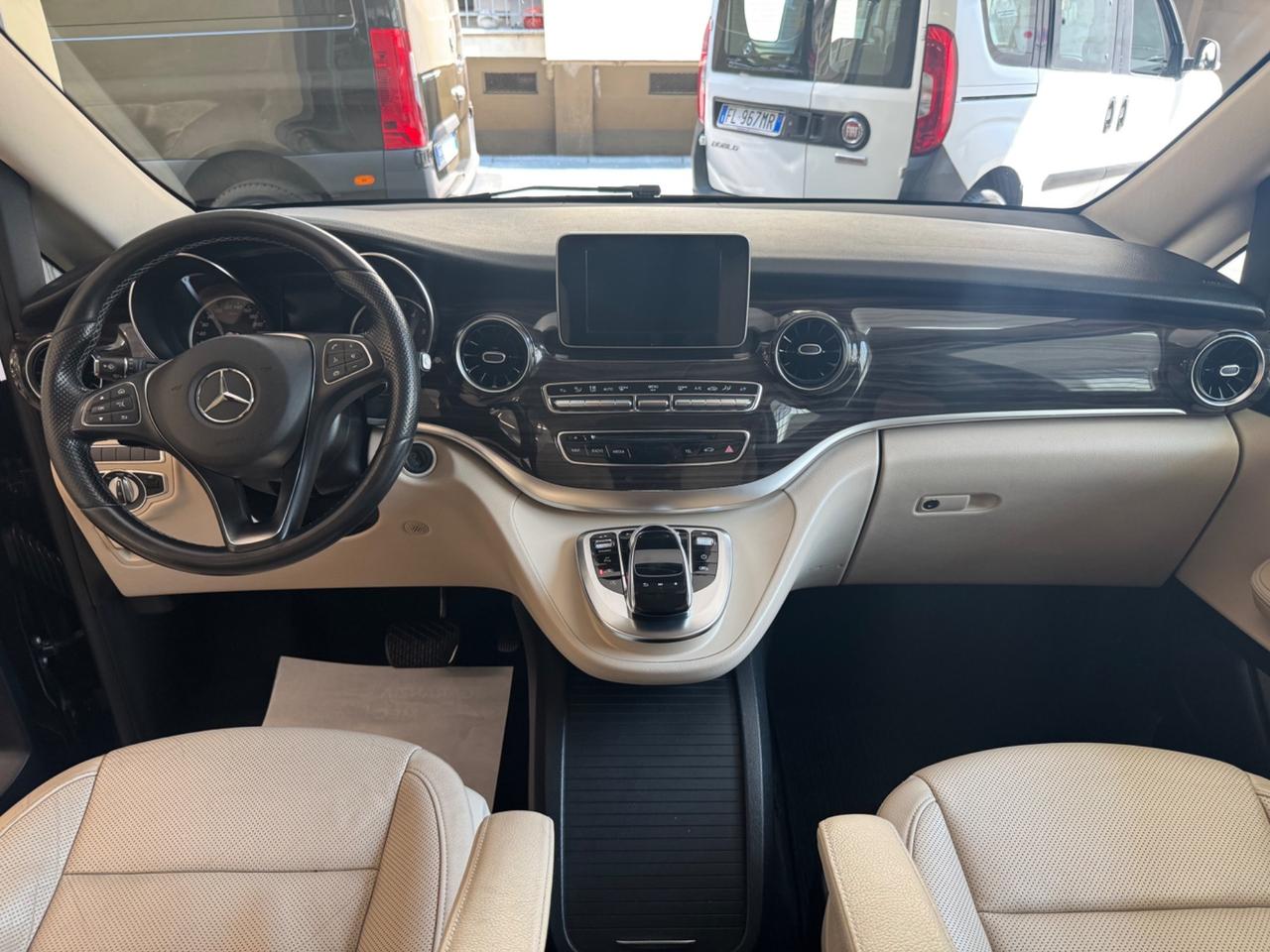 Mercedes-benz V 250 d Automatic Premium Extralong