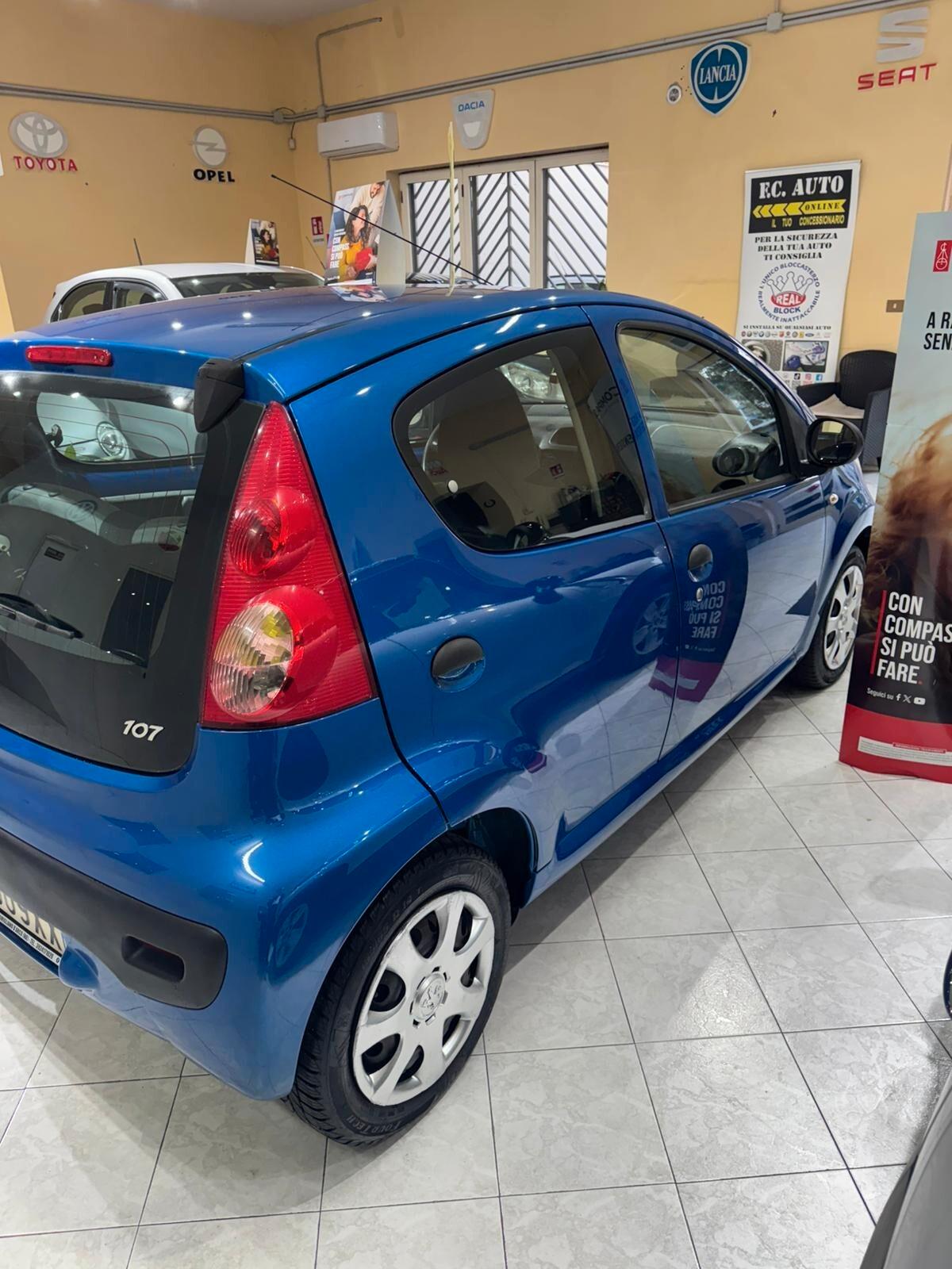 Peugeot 107 1.0 68CV 3p. Sweet Years