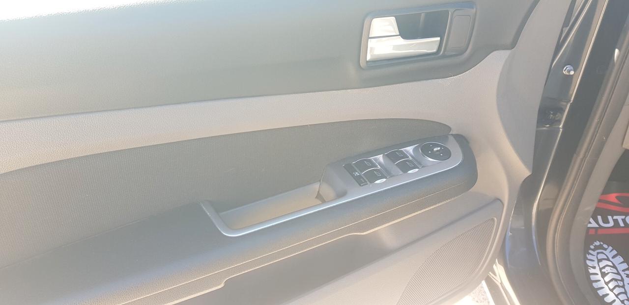 Ford Focus 1.6 TDCi (110CV) TITANIUM