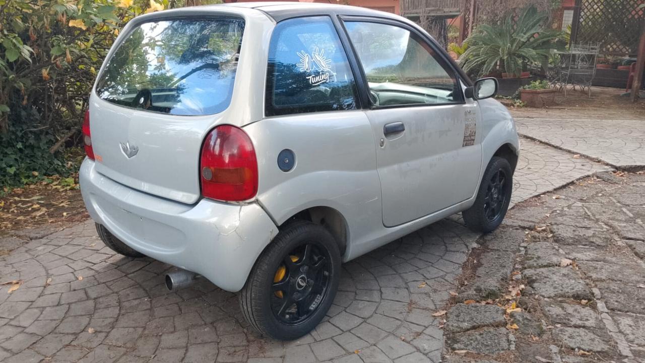 Microcar Chatenet CH16 Minicar Quadriciclo Patente AM B1 HI-FI CASSE SUB 2007