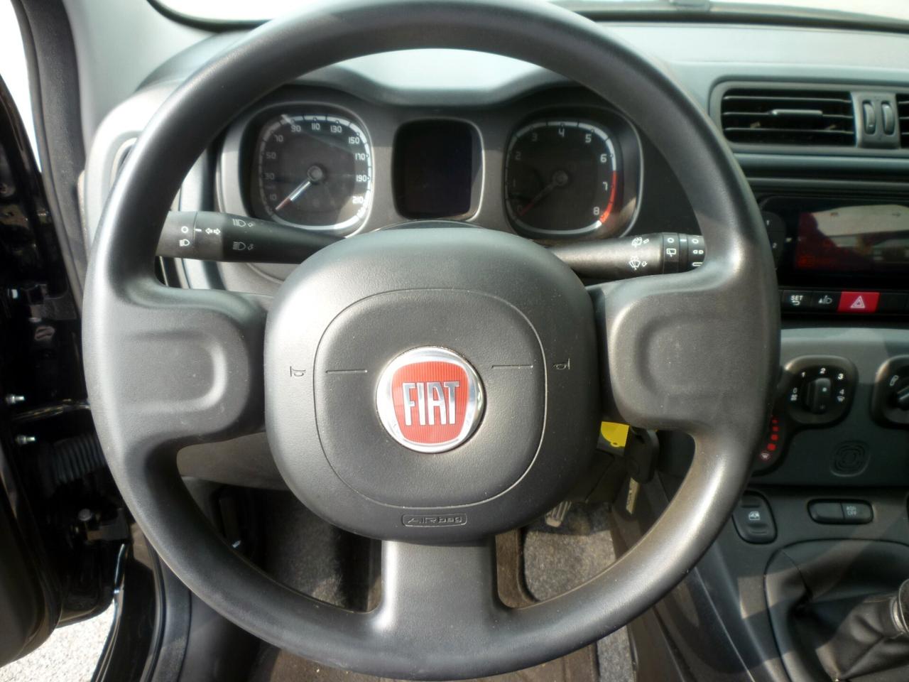 FIAT Panda 1.0 Hybrid 70 CV NERO 2021