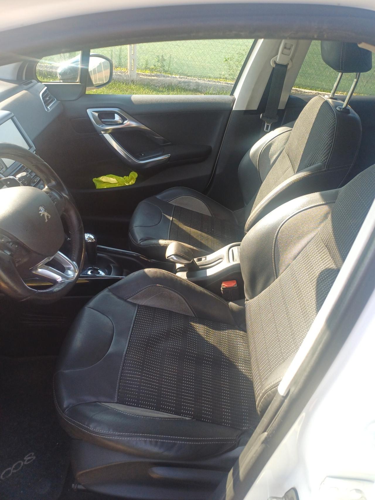 Peugeot 2008 PureTech 82 Allure