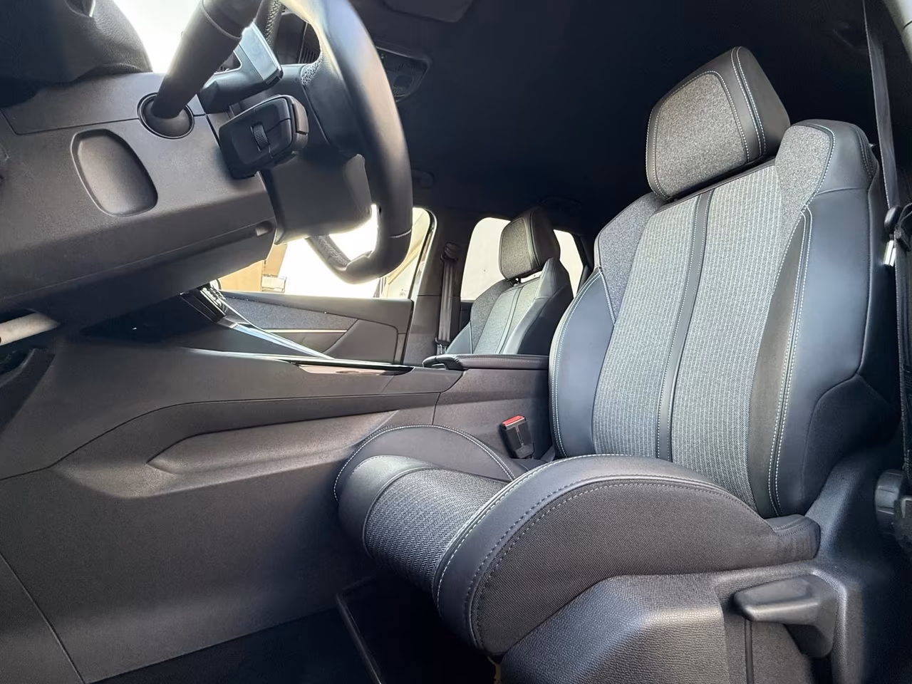 Peugeot 3008 BlueHDi 130 EAT8 Allure Pack - 2023