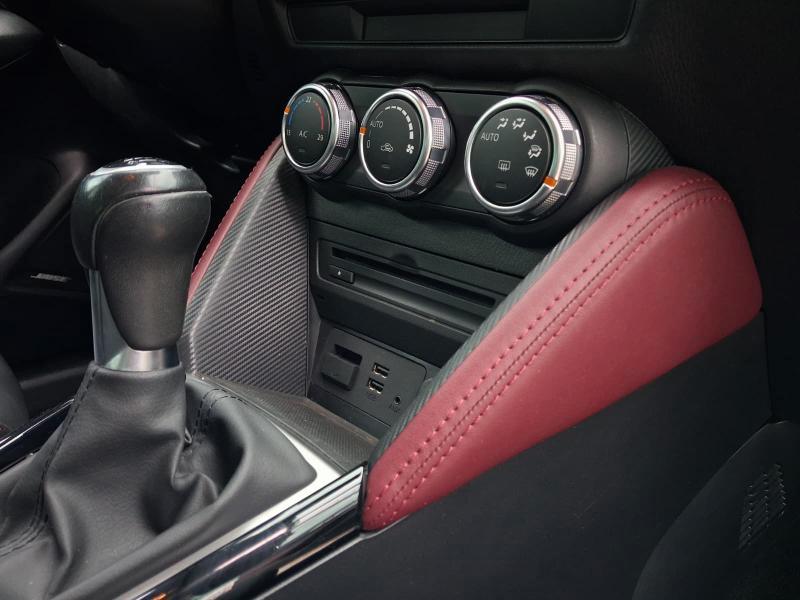 Mazda CX-3 1.5d Exceed 2wd 105cv