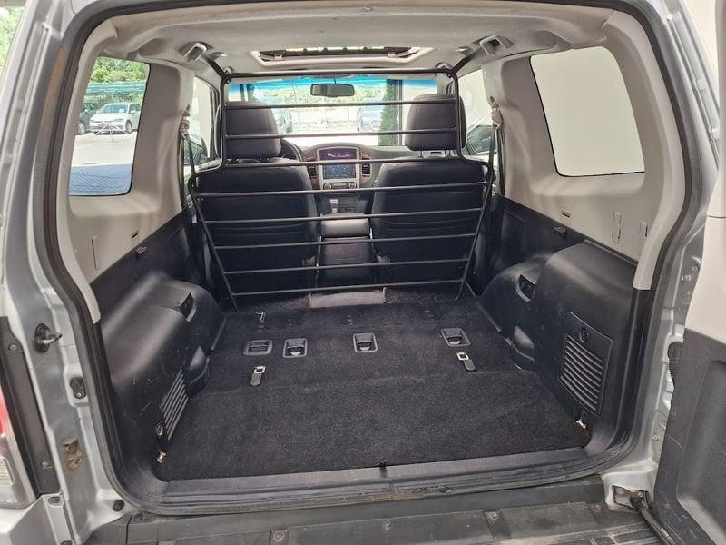 Mitsubishi Pajero Pajero 3.2 DI-D 16V 3p. Instyle AUTOCARRO N1 2 POSTI