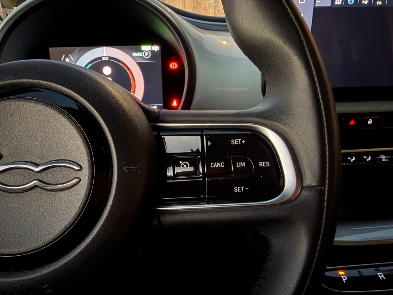 Fiat 500E/42 kWh/CAR PLAY/SOLO 33000 KM