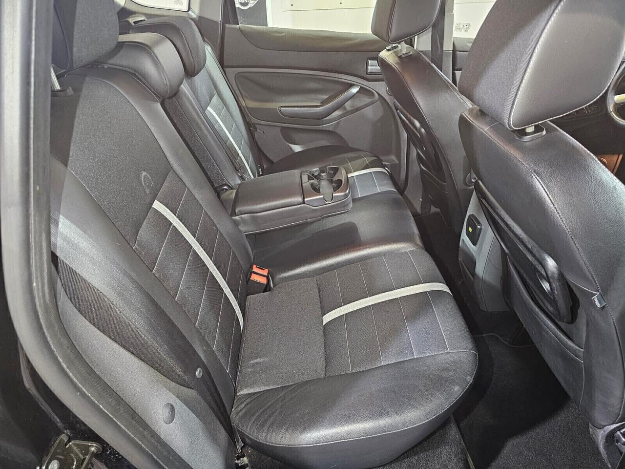 Ford Kuga 2.0 TDCi 163 CV 4WD TITANIUM LUXURY