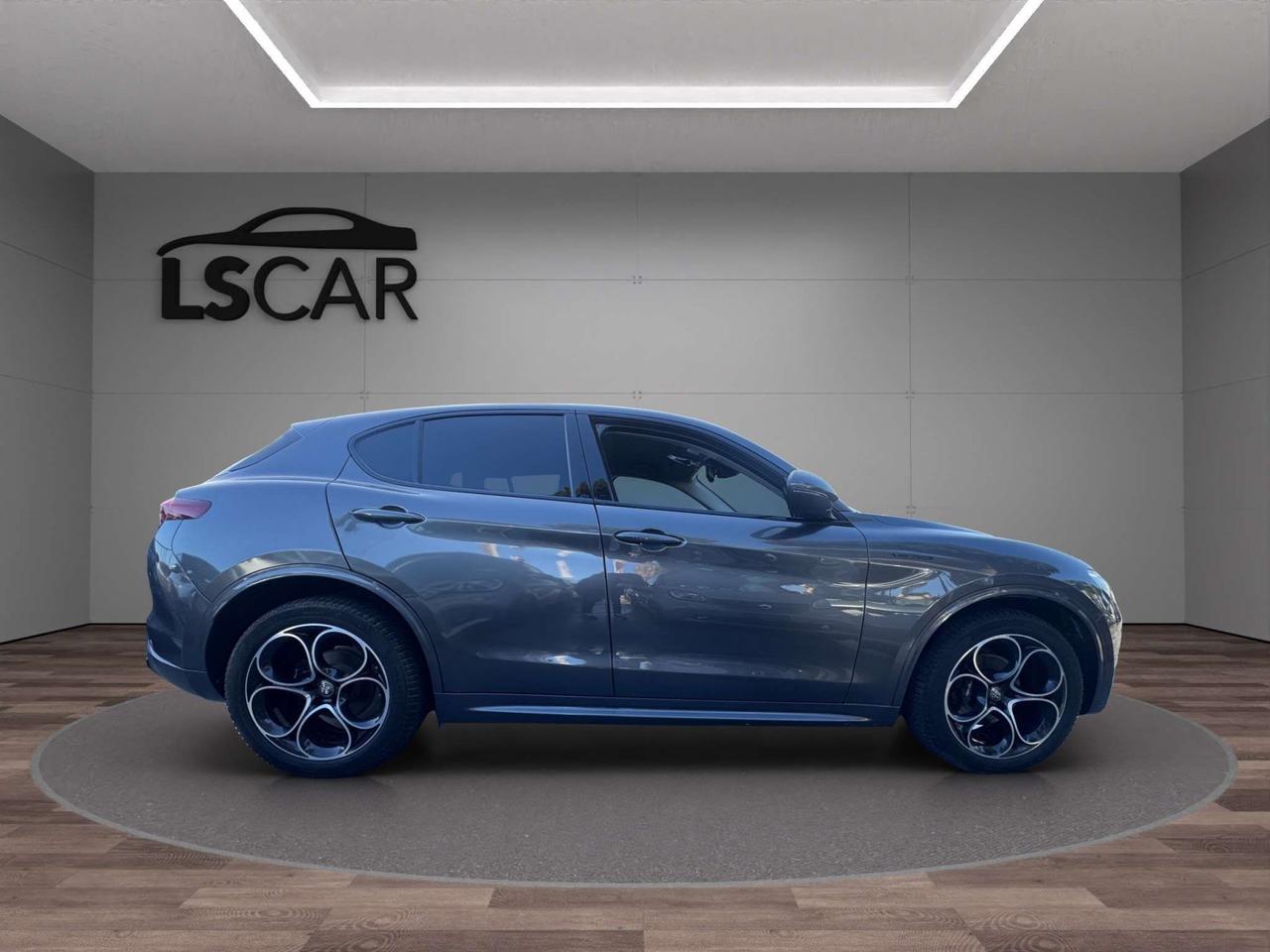 Alfa Romeo Stelvio 2.2 t Veloce Q4 210cv - Vettura Iva Esposta - Unipro - Promo finanziamento