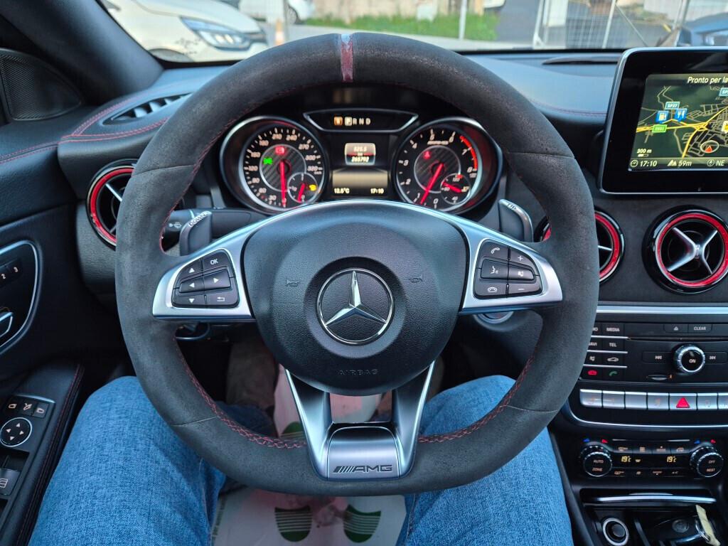 Mercedes-benz CLA 45 AMG 381cv IVA ESPOSTA