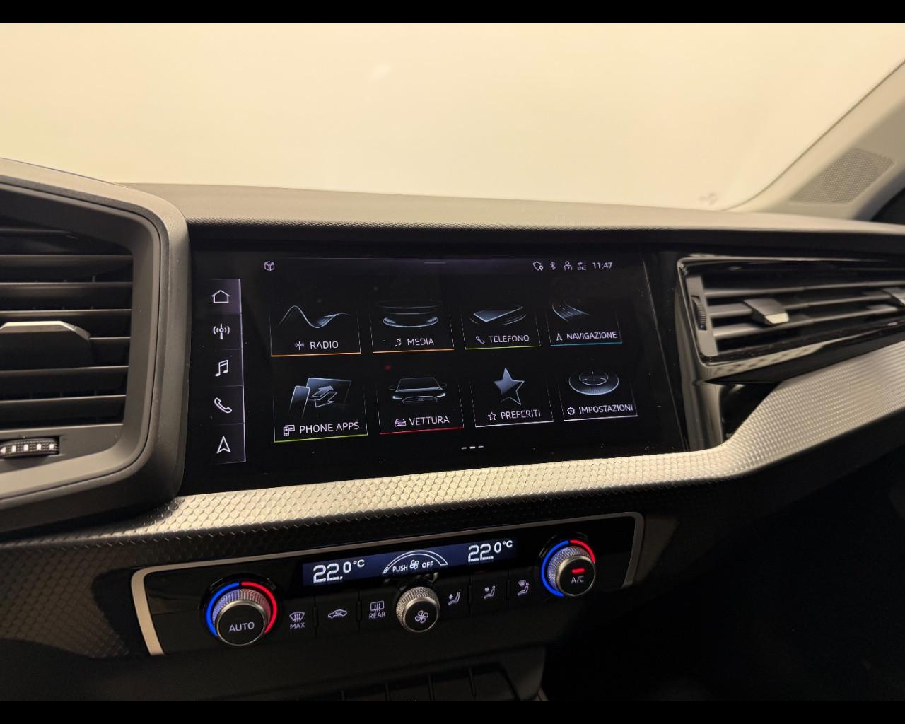 AUDI A1 ALLSTREET 30 TFSI IDENTITY CONTRAST