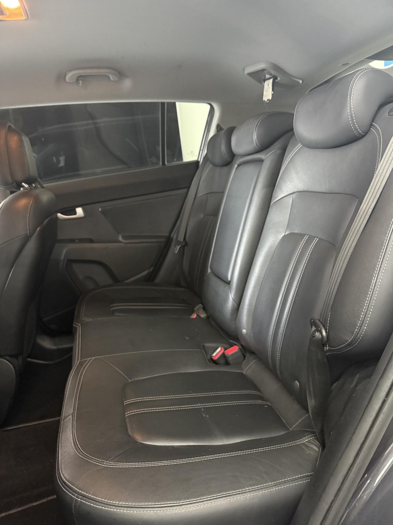 Kia Sportage 1.7 CRDI VGT 2WD high tech